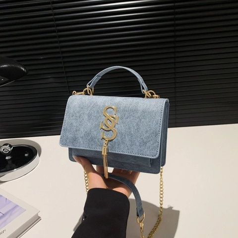 Women Shoulder Bag Matte PU Leather Tassel S Metal Logo Chain Strap Square Crossbody Handbag For Daily Street Style