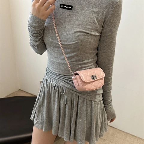 Borsa a Sella Mini Trapuntata da Donna in Pelle PU a Rombi Catena di Metallo Borsa a Tracolla Elegante Piccola Borsa Quadrata