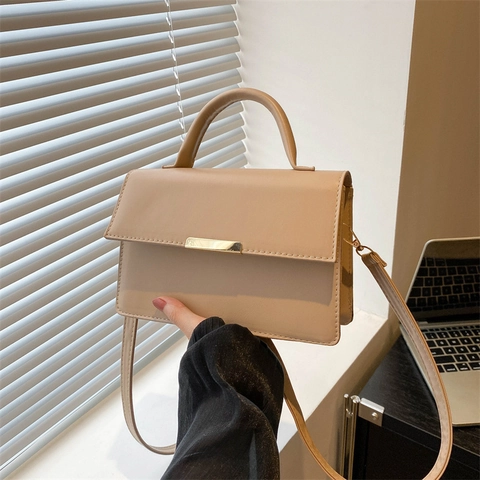 Bolso de Hombro Retro de Cuero PU para Mujer Bolso de Mano Cuadrado Pequeño Color Sólido Con Decoración de Barra Metálica