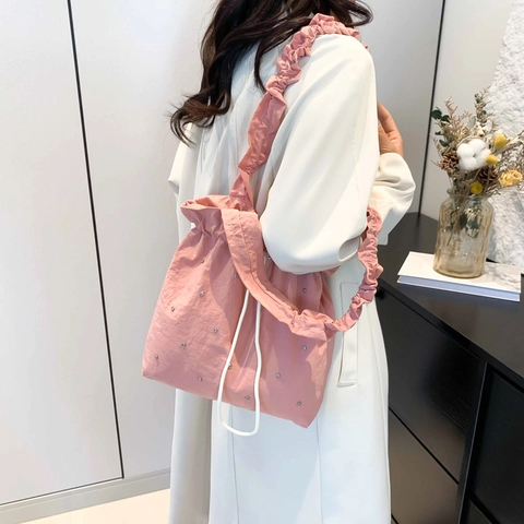 Dames Nylon Tote Bag Geplooide Roffel Riem Trekkoord Grote Capaciteit Glimmende Steentjes Koreaanse Stijl Schoudertas