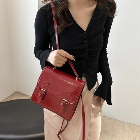 Vintage Glänzendes PU Leder Mini Rucksack Für Damen Chic Doppel Schnalle Schultertasche Casual Reise Handtasche Griff Ranzen