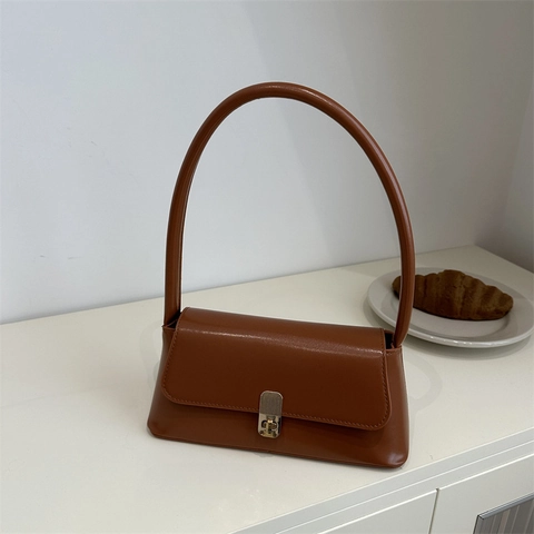 Women Shoulder Bag PU Leather Retro Baguette Underarm Handbag With Metal Lock For Daily Commuting Solid Color Fashion