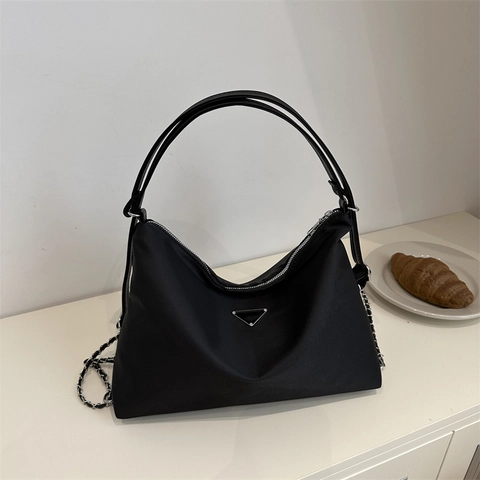 Borsa Tote da Donna in Tessuto Oxford alla Moda Borsa a Tracolla Minimalista Con Tracolla a Catena Leggera
