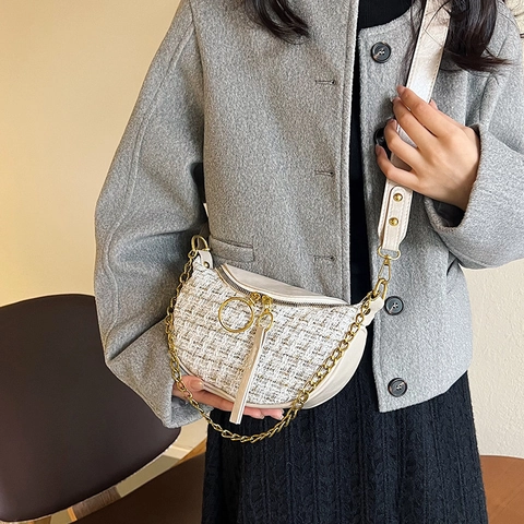 Women Tweed Crossbody Bag Fashion PU Leather Patchwork Dumpling Saddle Purse With Gold Chain And Wide Rivet Strap