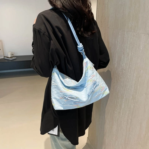 Damen Casual Segeltuch Umhängetasche Teigtaschenform Unterarmtasche Mehrfarbig Wellenstickerei Schleife Rüschen Crossbody Tasche Trendige Tote