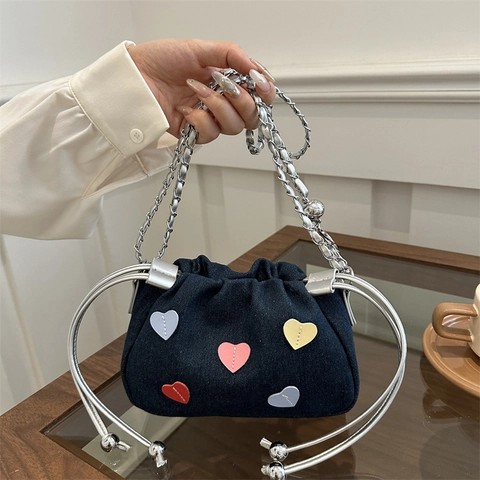 Damen Eimertasche Mit Herz Patches Denim PU Kordelzug Kettenriemen Lässige Schulter Umhängetasche Trendy Süß