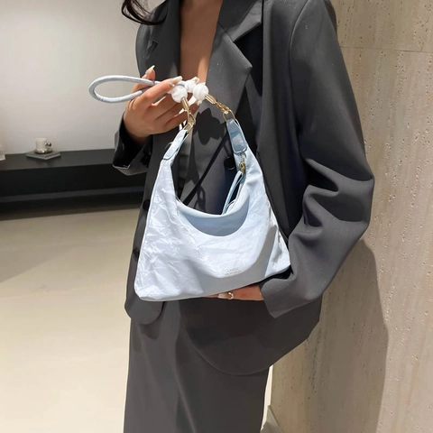 Women's Pleated Underarm Bag Minimalist PU Leather Hobo Bag With Bead Decoration Fashionable Shoulder Bag Daily Handbag