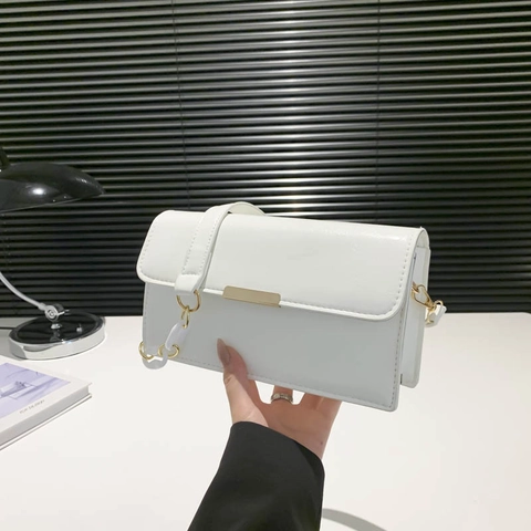 Women Retro PU Leather Underarm Bag Fashion Chain Shoulder Bag Large Capacity Versatile Small Square Crossbody Bag Handbag