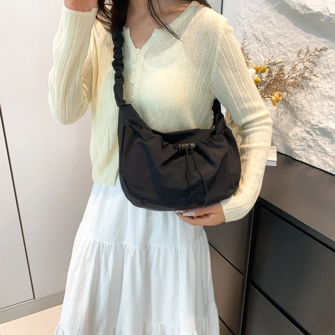 Fashion Ruched Shoulder Bag PU Leather Hobo Tote For Women Trendy Solid Color Crossbody Handbag With Drawstring Strap