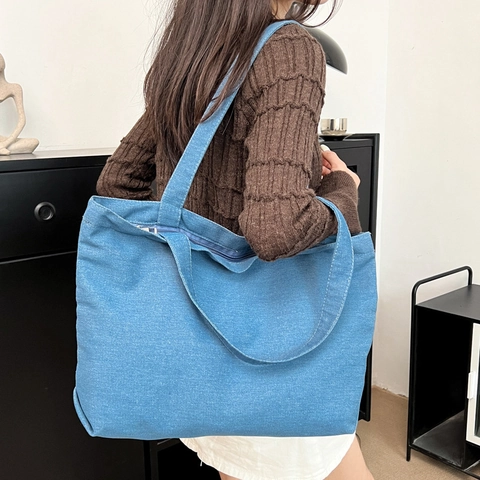 Women Large Denim Tote Bag Casual Simple Shoulder Bag For Commuting Shopping Korean Fashion Zipper Closure Handbag