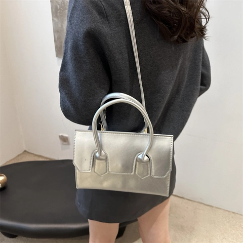 Women Urban Minimalist PU Shoulder Bag Large Capacity Solid Color Handbag Versatile Crossbody Bag Fashion Tote For Daily