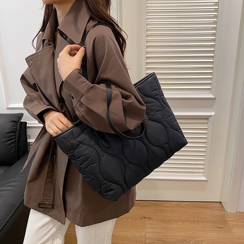 Women Large Capacity Wave Quilted Tote Bag Nylon Lightweight Padded Shoulder Bag Minimalist Solid Color Commuter Handbag