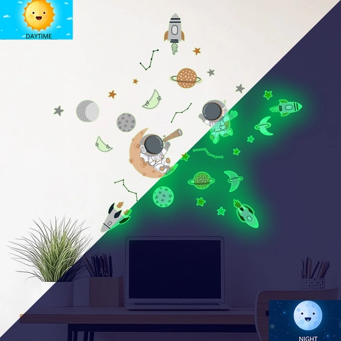 Adesivi da Parete Astronauta Pianeta Fluorescenti Spazio Razzo Stelle PVC Autoadesivi per Decorazione Camera Bambini