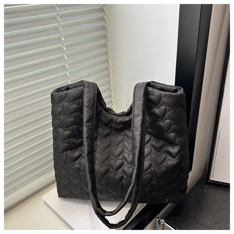 Damen Große Kapazität Herz Gesteppt Tote Bag Puffy Nylon Schultertasche Lässig Pendler Handtasche Herbst Winter Mode
