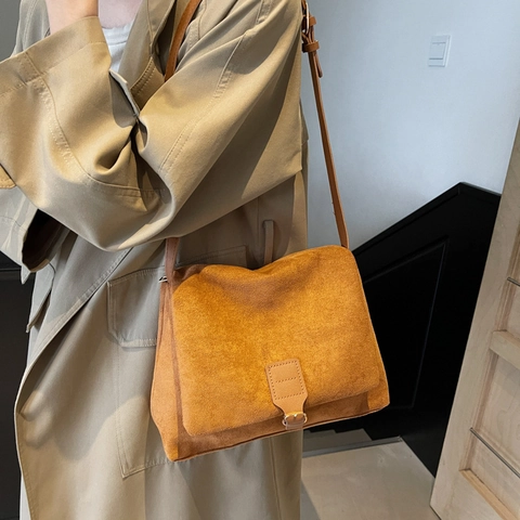 Vintage PU Suede Texture Shoulder Bag For Women Large Capacity Commute Crossbody Underarm Bag Solid Color Messenger Bag