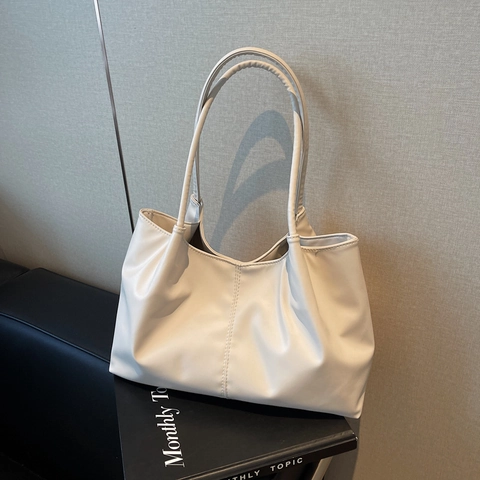 Große Tragetasche PU Leder Minimalistische Schulter Achsel Tasche Für Damen Pendler Plissiertes Design Weich Chic