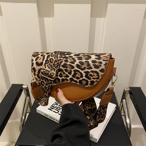 Luipaardprint Patchwork Satteltasche Große Kapazität Breiter Schultergurt Schultertasche PU Leder Retro Casual Umhängetasche Damen