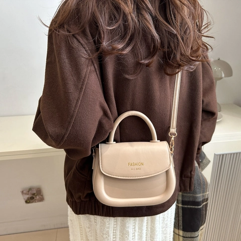 Dames Retro PU Leren Zadeltas Kleine Vierkante Handtas Met Verstelbare Schouderriem Mode HC Tas Belettering Handtas