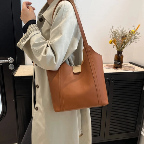 Women's Korean Style Minimalist PU Leather Tote Bag With Matching Pouch Large Capacity Bucket Shoulder Bag For Daily Commute