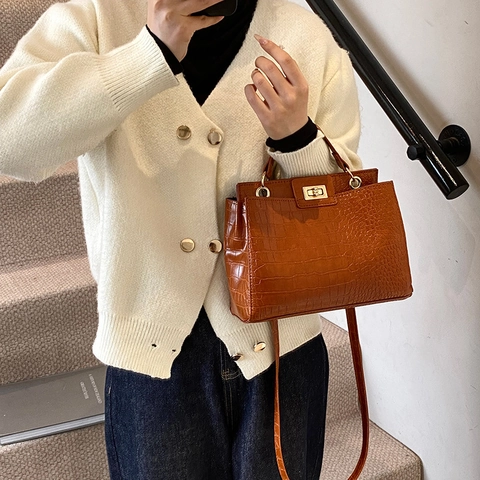 Women Crocodile Pattern Shoulder Bag Retro PU Leather Tote Handbag With Gold Twist Lock Elegant Daily Commute Lady