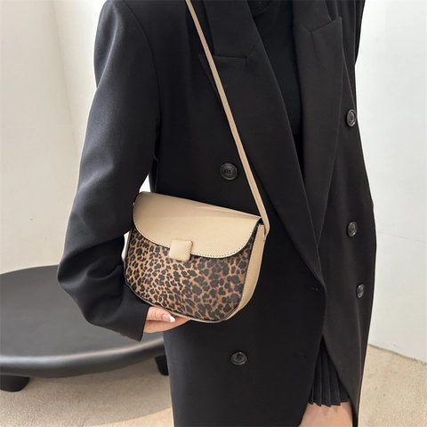 Women Leopard Print Patchwork PU Leather Saddle Bag Vintage Minimalist Single Shoulder Crossbody Bag Trendy Handbag