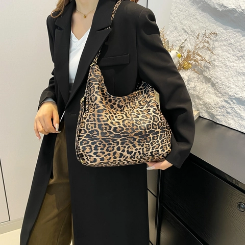 Borsa Tote da Donna con Stampa Leopardata Grande Capacità in Morbida Pelle PU Borsa a Tracolla Hobo Casual per Pendolarismo Scuola Quotidiano