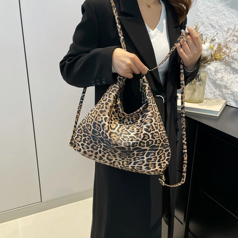 Borsa Tote da Donna con Stampa Leopardata Grande Capacità in Morbida Pelle PU Borsa a Tracolla Hobo Casual per Pendolarismo Scuola Quotidiano