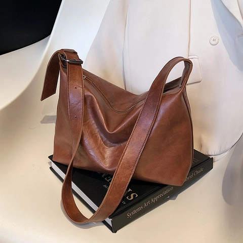 Women Large Capacity PU Leather Shoulder Bag Retro Hobo Tote Bag With Adjustable Strap Solid Color Casual Commuter Handbag