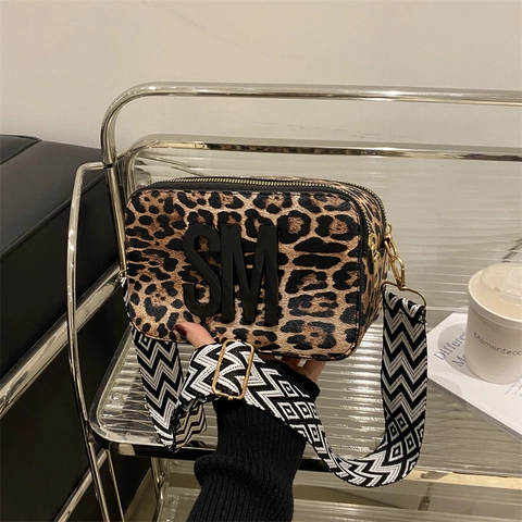 Women Fashion Leopard Print Camera Bag Geometric Wide Strap PU Leather Crossbody Bag Letter SM Decor Small Square Bag