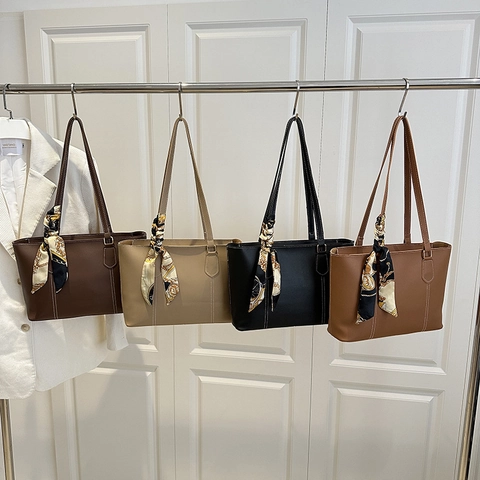 Borsa Tote in Pelle PU Retrò per Donna Grande Capacità Cuciture a Contrasto Borsa a Tracolla Con Sciarpa Decorativa Borsa da Ufficio