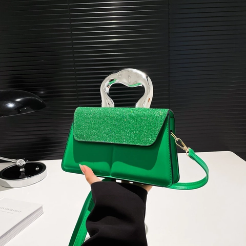 Sac à Épaule à Rabat Pailleté pour Femme Avec Poignée Métallique Hétéromorphe Argentée Sac à Main Chic en Cuir PU Fête