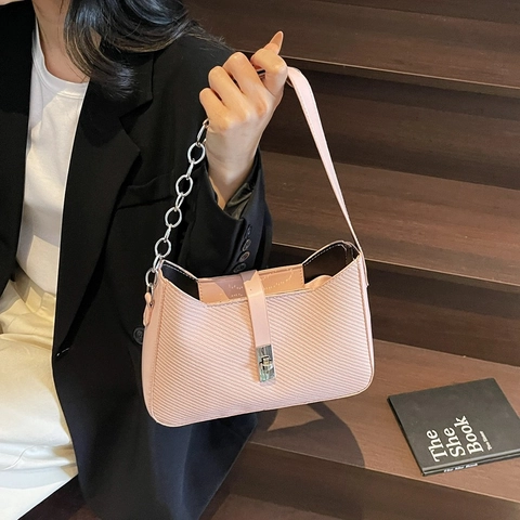 Women's French Niche Designer Underarm Bag Twill Textured PU Leather Shoulder Bag With Silver Chain Link Strap And Metal Lock