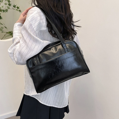 Borsa a Spalla in Pelle PU Lucida Retrò per Donna Grande Capacità Semplice Borsa Tote Sottobraccio Moda Pendolare Handbag Cerniera