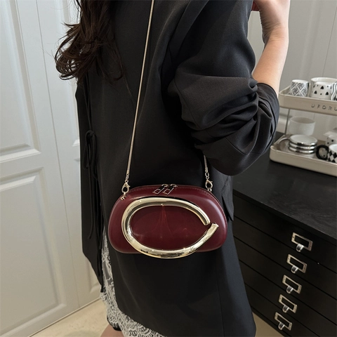 Women Fashion Artificial Leather Crossbody Bag With Metal Chain Strap And Unique Gold Handle Small Square Shoulder Bag