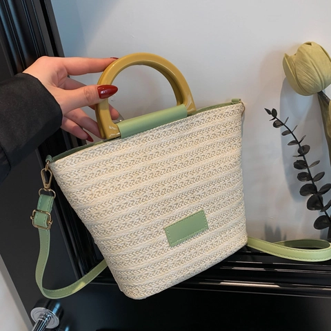Bolso de Mano de Paja Tejida para Mujer Con Asa de Madera Contraste de Color Bolso de Cubo Bandolera para Verano Playa Viaje