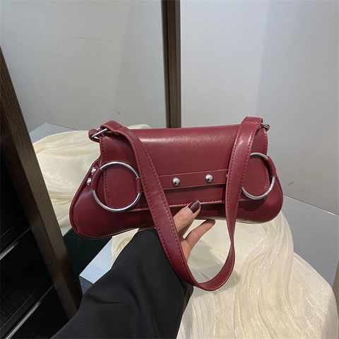 Women Retro PU Leather Bag Large Capacity Shoulder Bag With Metal Ring Rivets Vintage Urban Bag Crossbody Square Bag