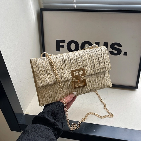 Women Woven Straw Chain Crossbody Bag Summer Casual Small Square Flap Shoulder Bag With Golden Metal Buckle Resort Bag