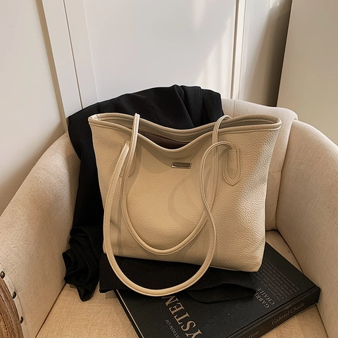 Damen Lychee-Muster PU Leder Tote Bag Große Kapazität Minimalistische Schultertasche Pendler Handtasche Metallplatten Deko