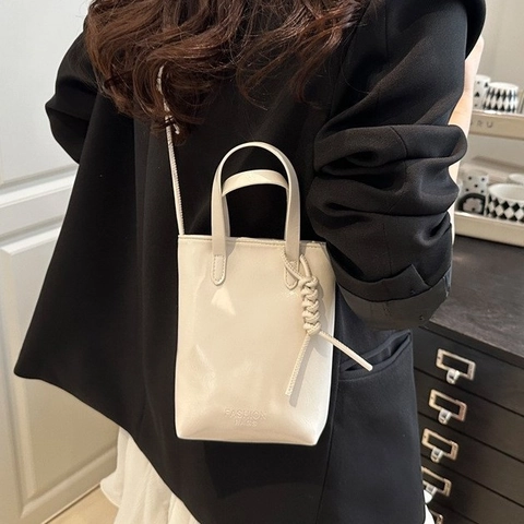 Borsa a Spalla da Donna Piccola Quadrata in Pelle PU Minimalista con Nodo Tracolla Borsetta Chiusura Magnetica Moda Quotidiana