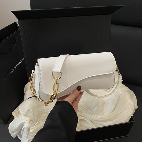 Borsa a Tracolla da Donna in Pelle PU in Stile Francese Con Patta Asimmetrica Catena Dorata Decorativa Borsa Sottobraccio per Pendolarismo