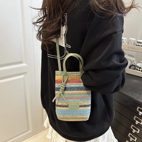 Mini Gestreifte Gewebte Umhängetasche Bunte Stroh PU Leder Griff Sommerurlaub Schulterhandtasche Für Frauen Casual