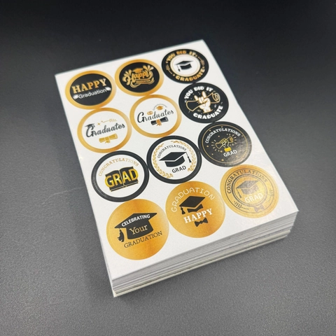 Graduation Party Decoration Stickers Round Congratulations Grad Labels Self-Adhesive Paper For Graduate Gift Box Sealing