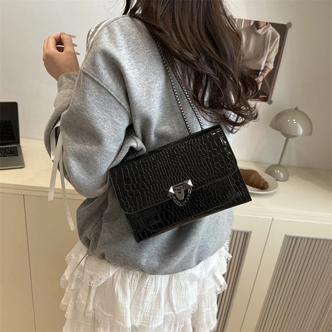 Bolso De Hombro Para Mujer Cuir PU Patrón De Cocodrilo Cadena De Metal Bolso Cuadrado Pequeño Cruzado Street Fashion