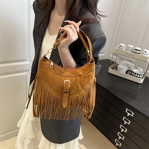 Fransen Umhängetasche Für Damen Böhmische Retro Wildleder PU Leder Quaste Schulterhandtasche Mit Metallschnalle Verstellbarem Riemen