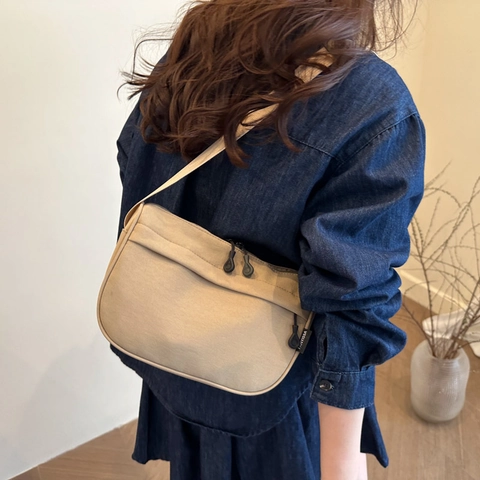 Casual Nylon Messenger Bag For Women Men Waterproof Multi Pocket Travel Shoulder Bag Small Backpack Dumpling Mobile Phone Bag