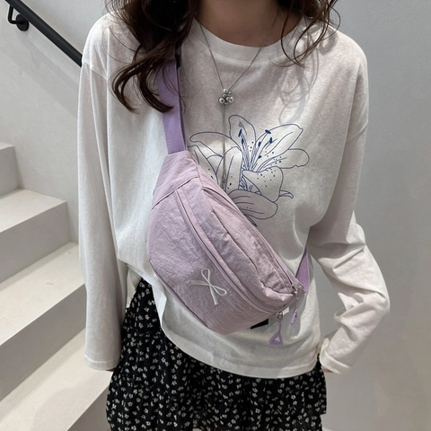 Sac Bandoulière en Nylon avec Broderie Nœud Style Coréen pour Femme Sac de Poitrine Léger avec Fermeture Éclair Réglable