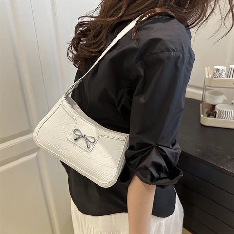 Bolso De Axila Para Mujer Patrón De Cocodrilo Cuero PU Con Decoración De Lazo Metálico Elegante Bolso De Hombro Baguette