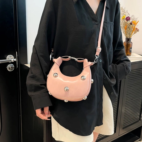 Bolso de Hombro de Media Luna de Cuero PU Moda Mujer Bolso Bandolera Tachonado de Lujo Estilo Punk Niche Hobo Bag Diario
