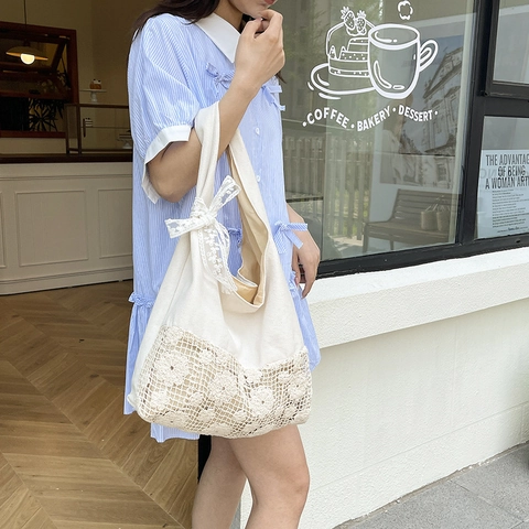 Damen Urlaub Canvas Tote Bag Große Kapazität Baumwolle Spitze Häkeln Floral Strand Schultertasche Mit Schleife Dekoration Pastoraler Stil