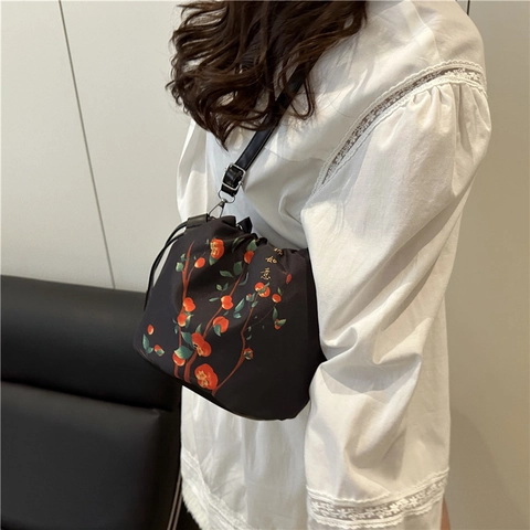Borsa a Secchiello in Satin Stile Cinese Retrò per Donna Stampa Paesaggio Floreale Mini Tracolla Porta Cellulare